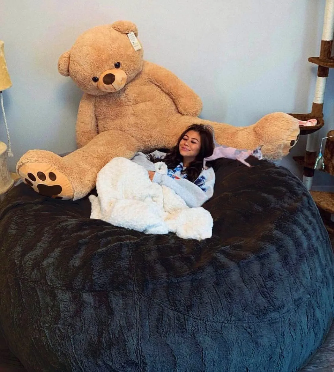 4FT Giant Fur Bean Bag Chair Cover, Ultra Soft Bean Bag Bed for Adults (No Filler, Cover only), Big Round Soft Fluffy Faux Fur Bean Bag Lazy Sofa Bed Cover, Machine Washable Big Size Bean Bag Cover