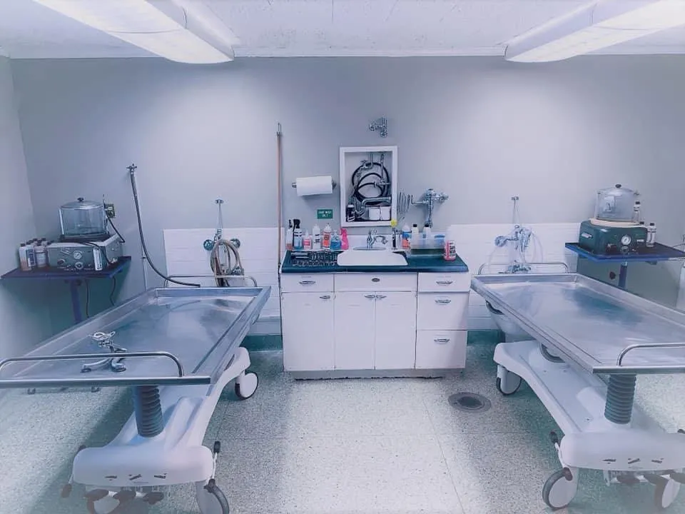 Affordable Mortuary Bundle: Hydraulic Embalming Table & Folding Prep Table - American-Made, Reliable Funeral Equipment