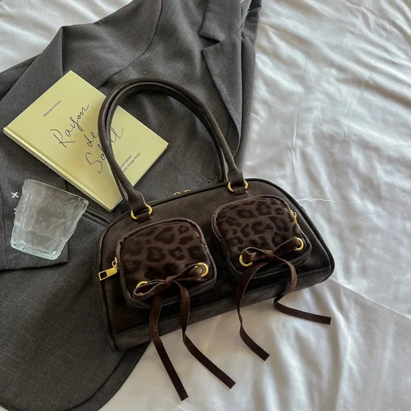 Bow Design Double Pockets Baguette Bag