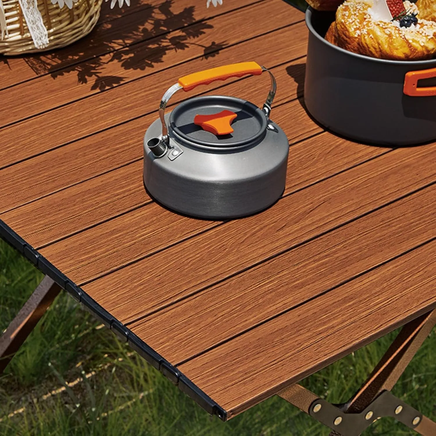 Camping Table Roll Up Table Lightweight, 4 Person Portable Table with Carry Bag for Outdoor BBQ Picnic Gathering(A,60x60x45cm)