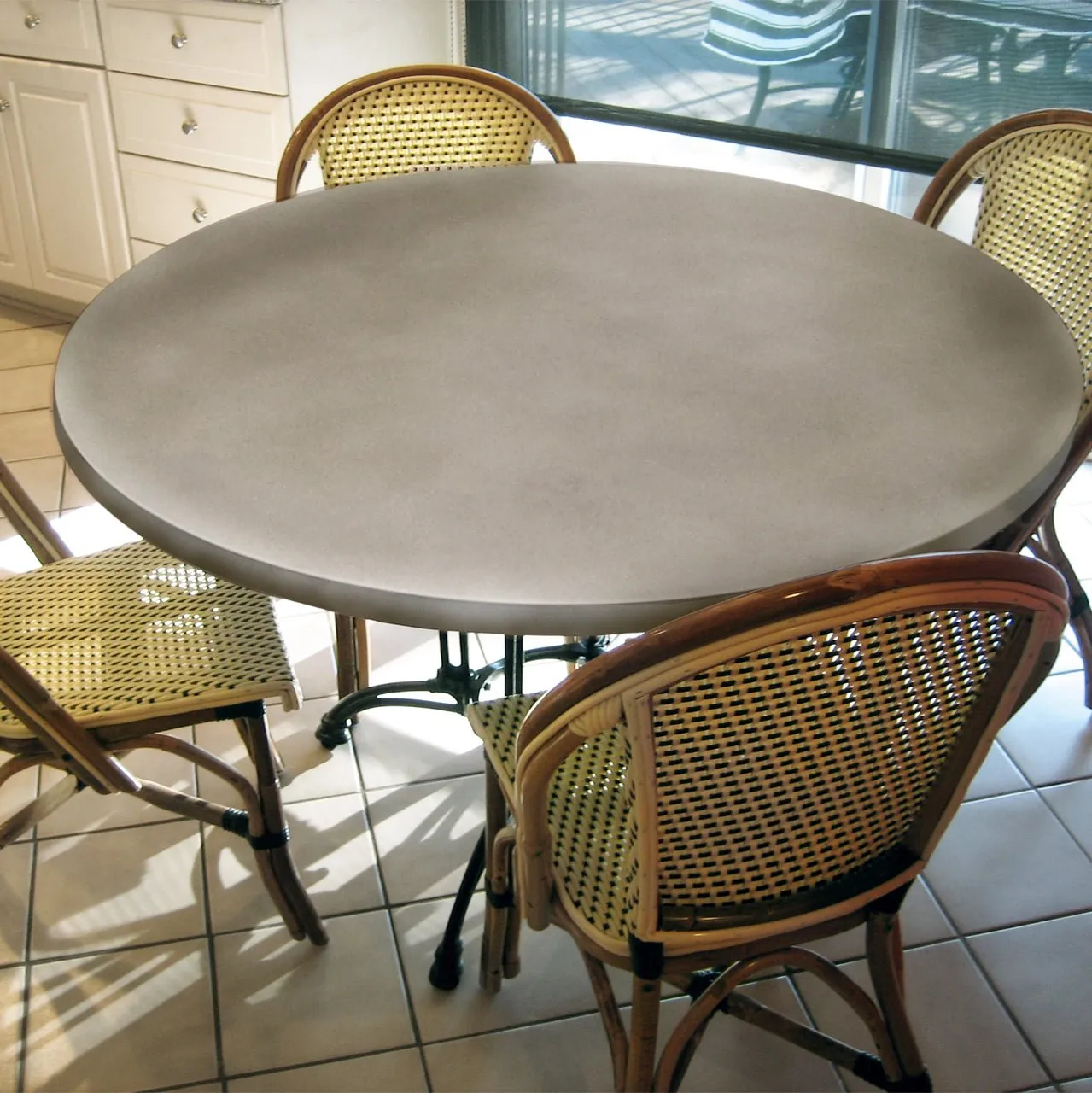 Concrete Round Table Top, 2"