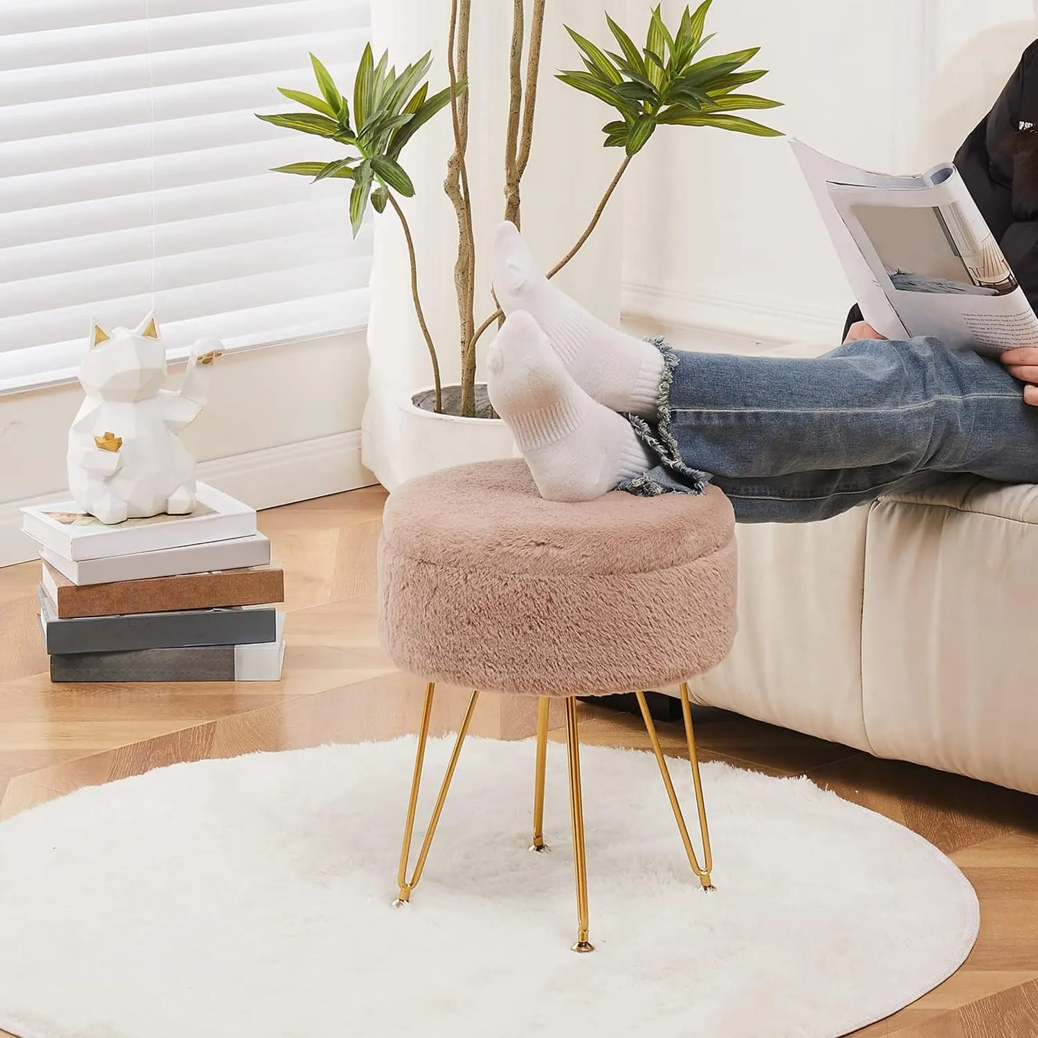 Cplxroc Footrest Footstools Round Faux Fur Ottoman with Storage Space Soft Vanity Chair Seat Coffee Table Ottoman Small Side Table Metal Legs with Adjustable Footings
