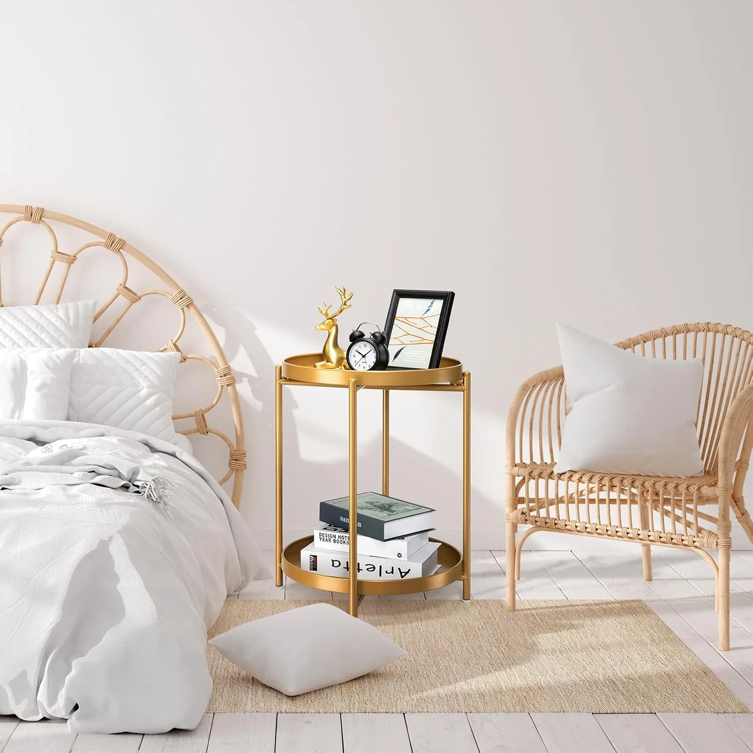 danpinera 2-Tier End Table, Outdoor Side Table Metal Round Side Table with Removable Tray, Small Folding Accent Table, Anti-Rust Nightstand for Bedroom Balcony Patio Living Room (Gold)