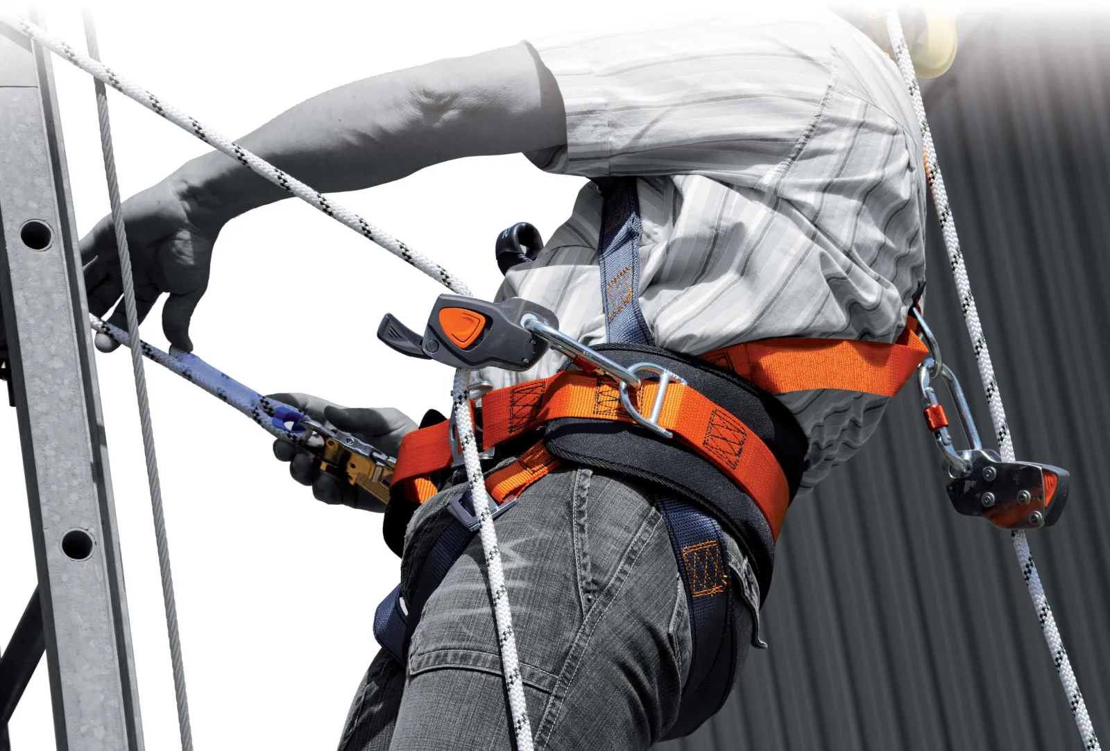 Delta Plus CAMELEON AN066A Sliding Fall Arrest System – Secure & Adaptive Protection