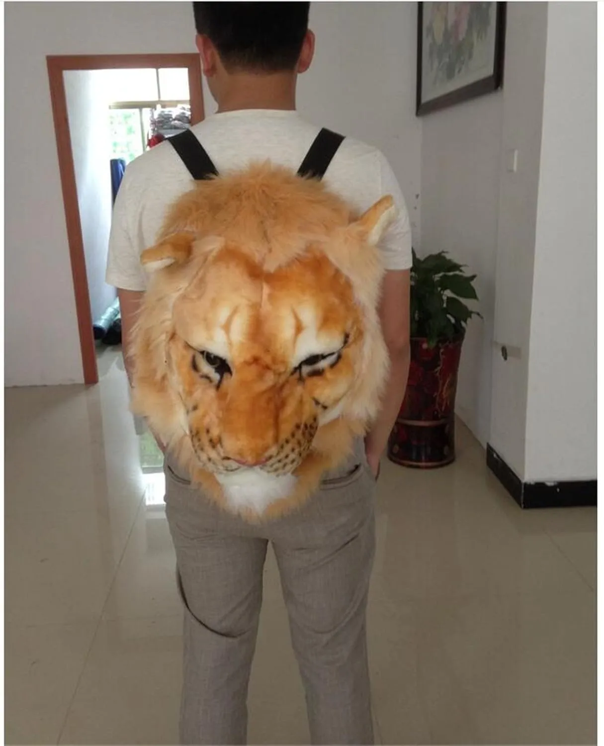Domineering backpack stuffed tiger head 3D simulation personalised shoulder Bag Animal head shoulders bag (large, lion)