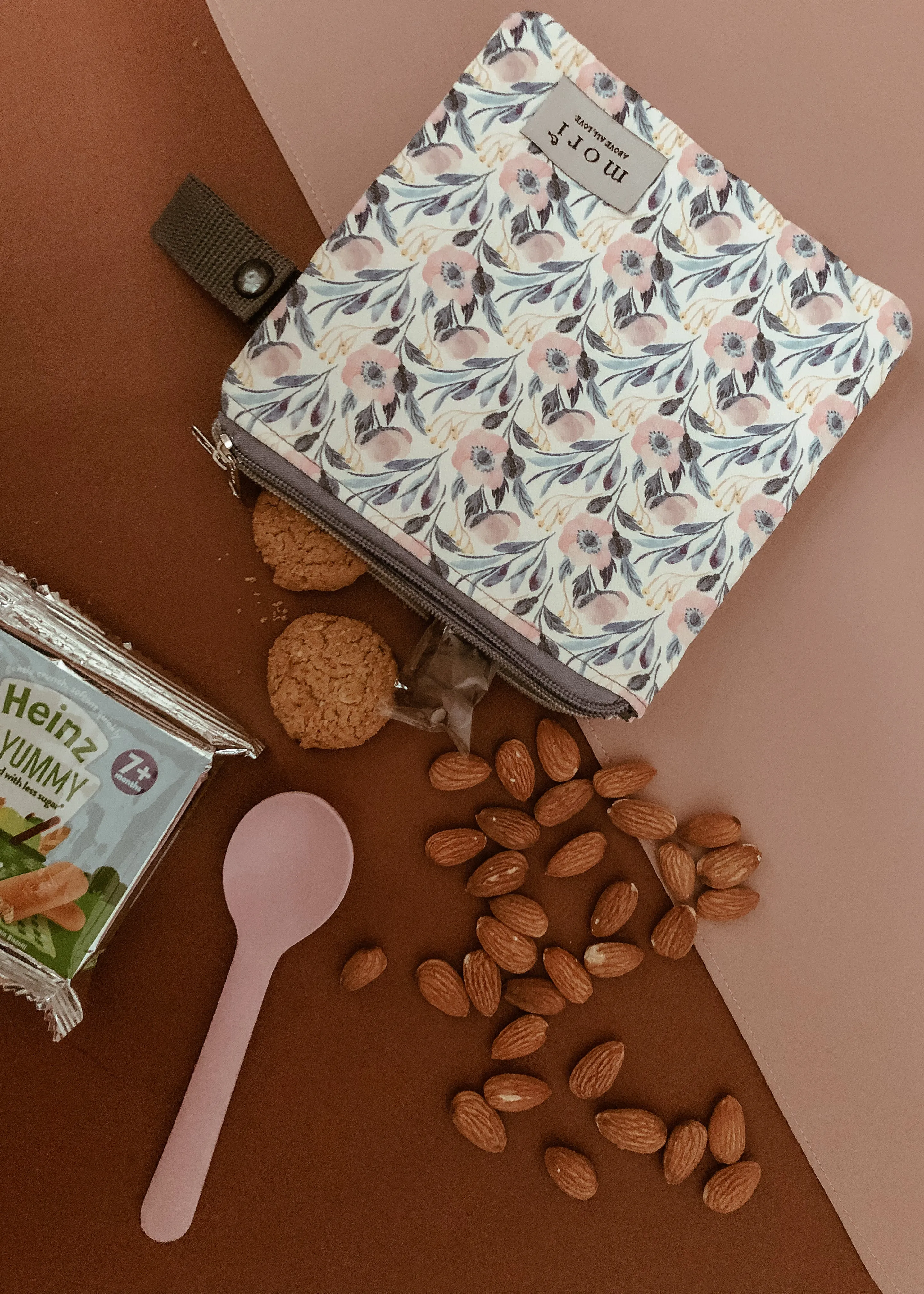 Floral Grey Pack'N'Go Washable Pouch