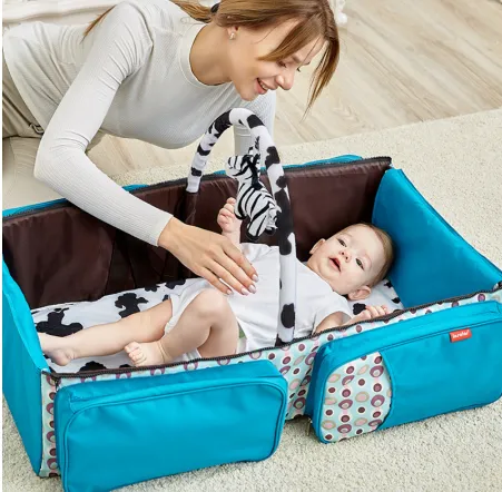 Folding crib