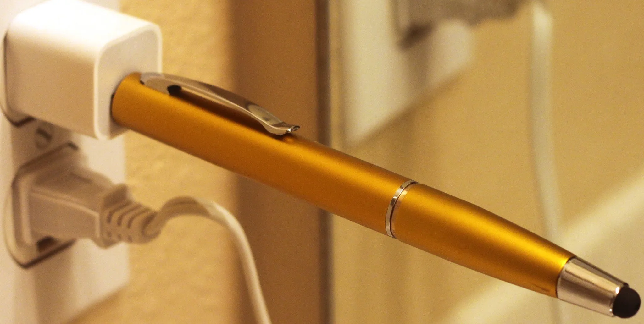James Bond Style Portable Backup Charger Portable Phone Charger Stylus Pen for Android