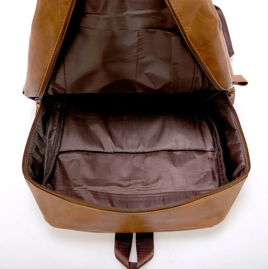 Large-capacity backpack