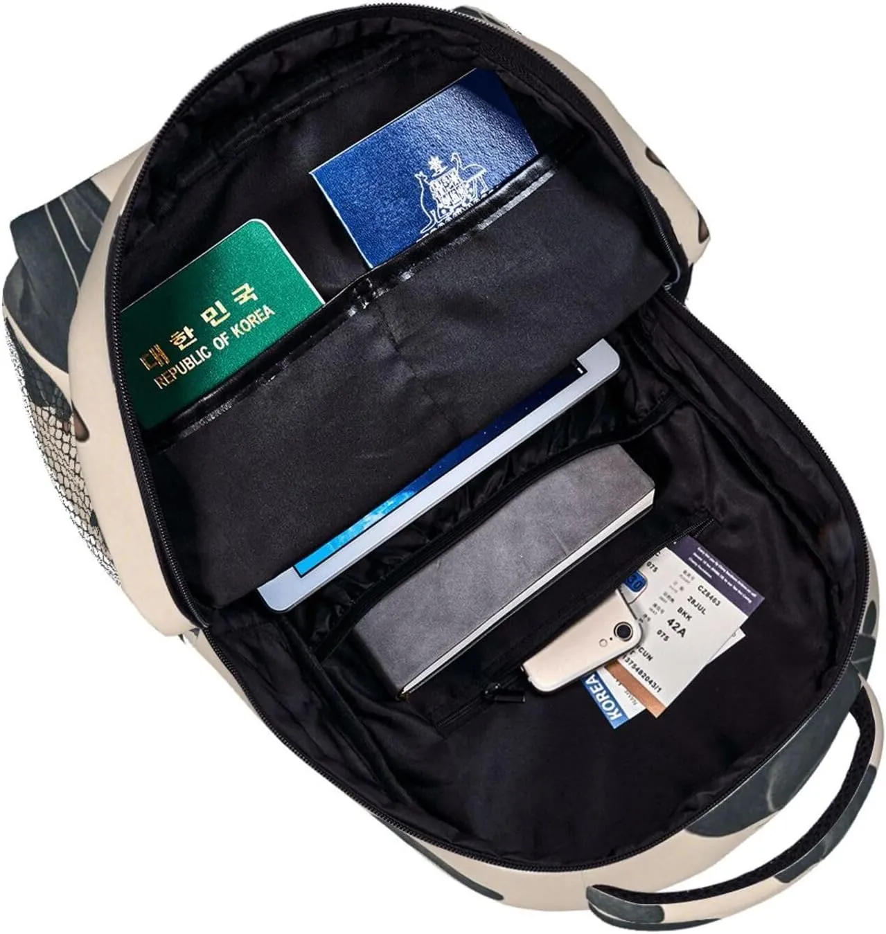 Men Women Lightweight Cute Black Cat Art Backpack Large Capacity Bookbag With Smooth Zippers for Gym Business Running
