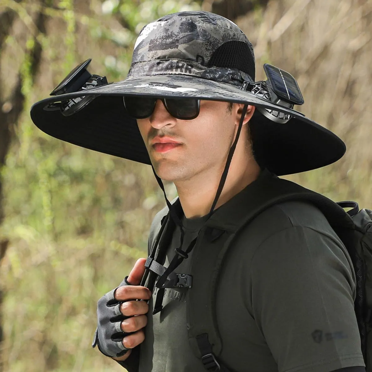 Men's Solar & USB Charging Wide Brim UPF50  Sun Hat with Dual Fans for Outdoor Activities (Black, Medium)