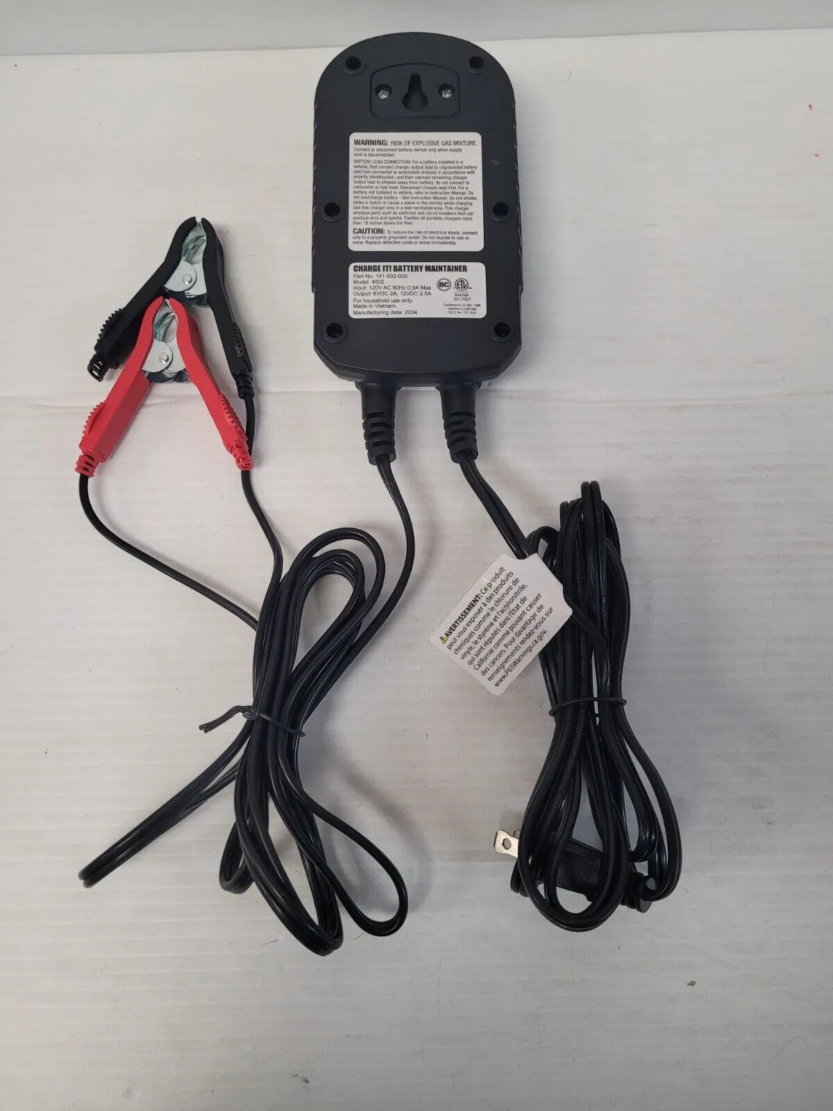 (N80393-1) Charge It by Solar 4502 Battery Charger/maintainer