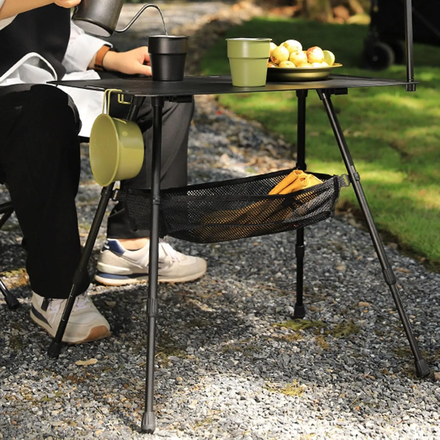 Outdoor Folding Portable Picnic Camping Table, Height Adjustable Side Table Foldable Portable Picnic Table, Lightweight Camping Gear ins Picnic Coffee Table Table with Light Stand (Black)