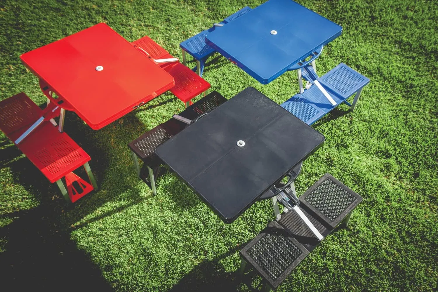 PICNIC TIME NCAA North Carolina Tar Heels Folding Picnic Table - Camping Table - Outdoor Table with Umbrella Hole