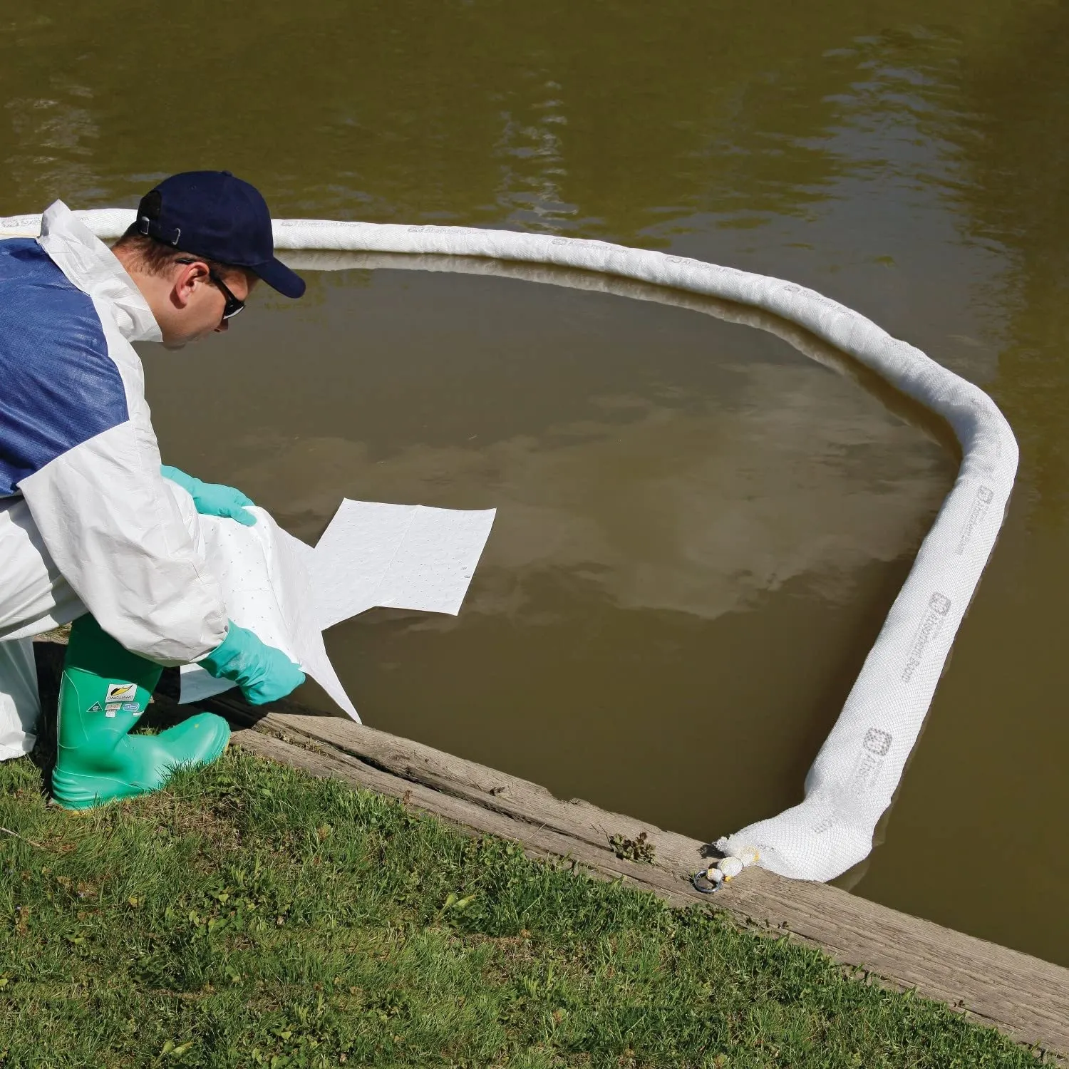 PIG Oil Boom - Oil-Only Absorbent Boom - 4 Pack - 5" x 10' Boom - Absorbs up to 6 gallons per Boom - BOM405