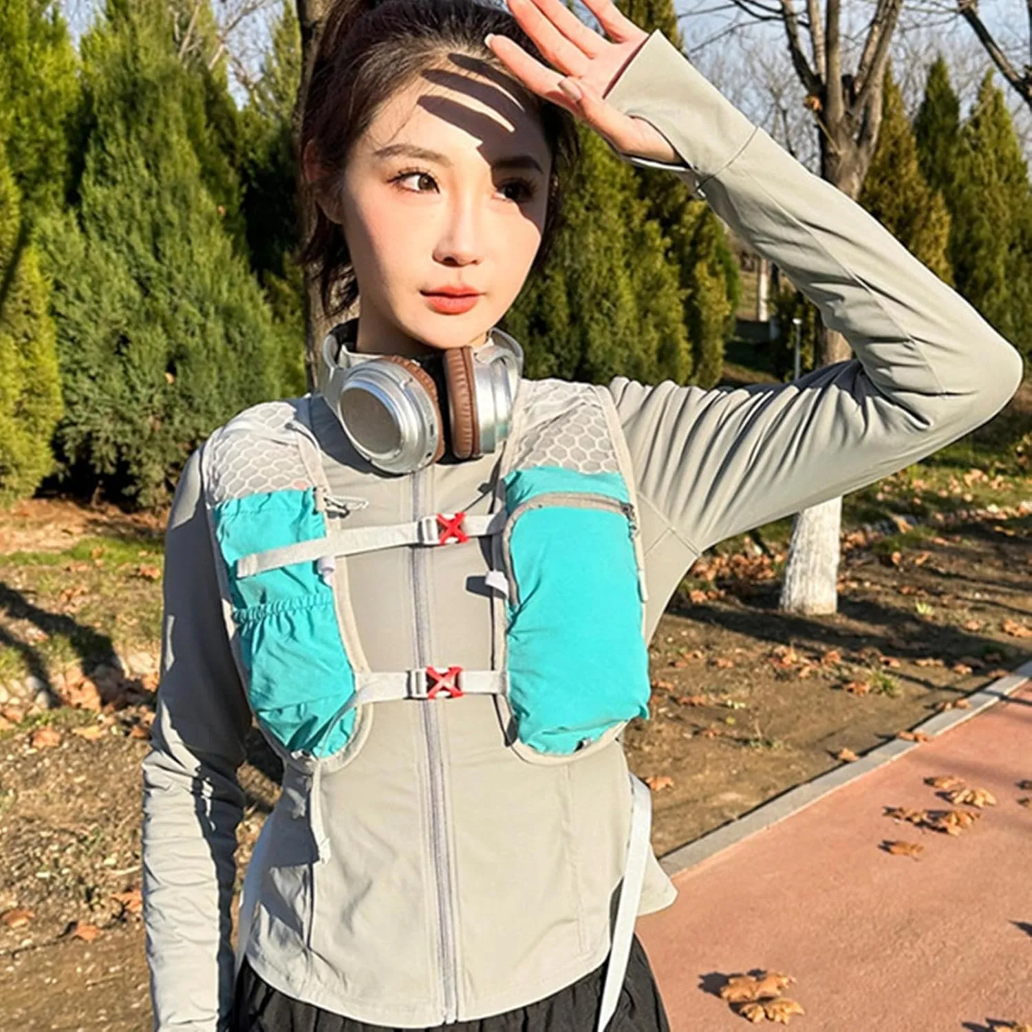Running Backpack - Outdoor Jogging Water Bladder,Breathable & Reflective Hydration Backpack for Running and Jogging, for Runs, Cycling, Trails, Marathons