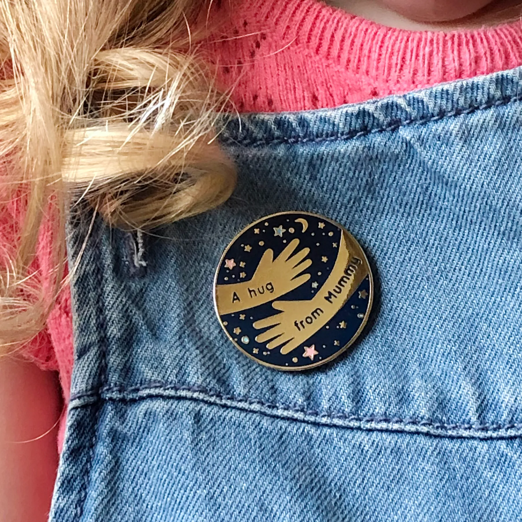 SECONDS / A Hug From Mummy Enamel Lapel Pin