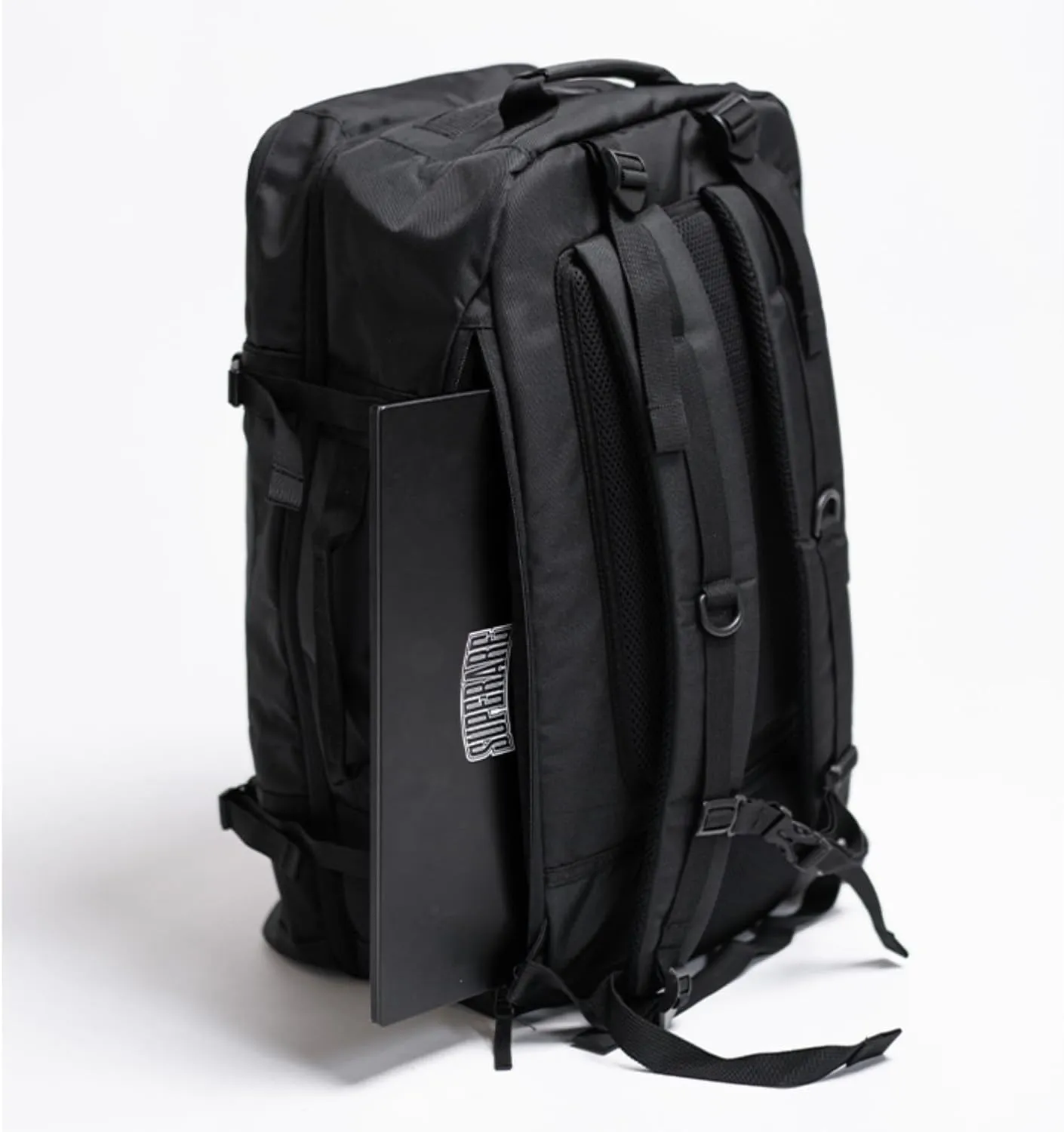 Superare Diario Gym Backpack, Boxing Gym Bag and Large Travel Backpack for Men, Ventilated, Moisture-Resistant Gear Bag with Laptop Sleeve, Ideal for Athletes and Travel