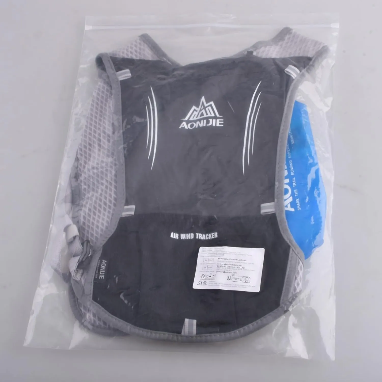 TRIWONDER Running Hydration Vest Water Pack Backpack for Women Men 5.5L 5L Runner Trail Race Marathon Cycling Hiking Jogging